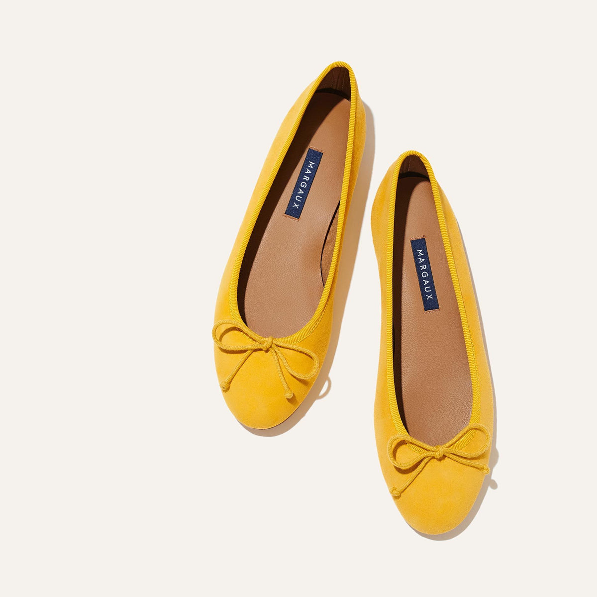 Demi-ochre suede