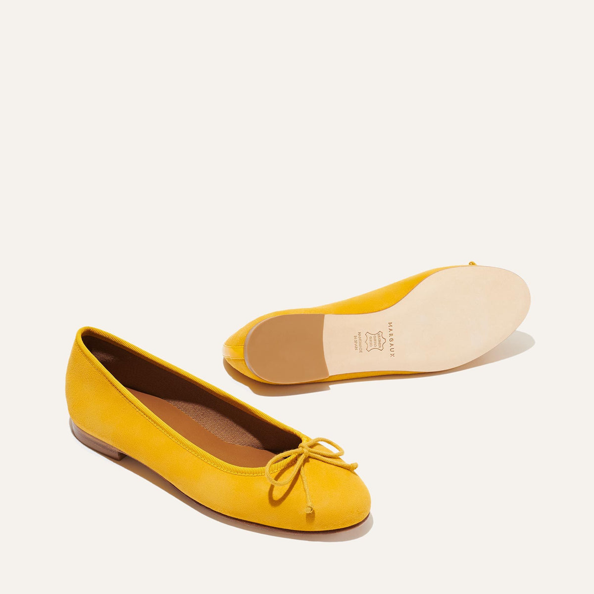 Demi-ochre suede