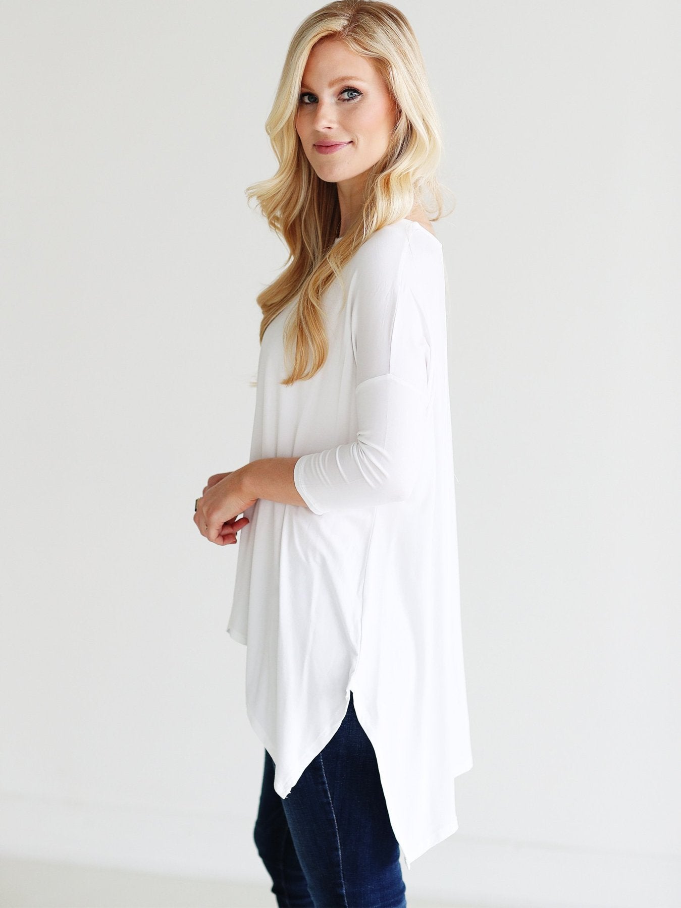 White Dlmn Handkerchief Top