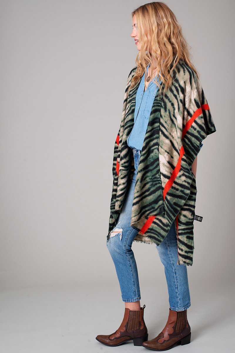 Tiger Print Stripe Border Cozy Kimono